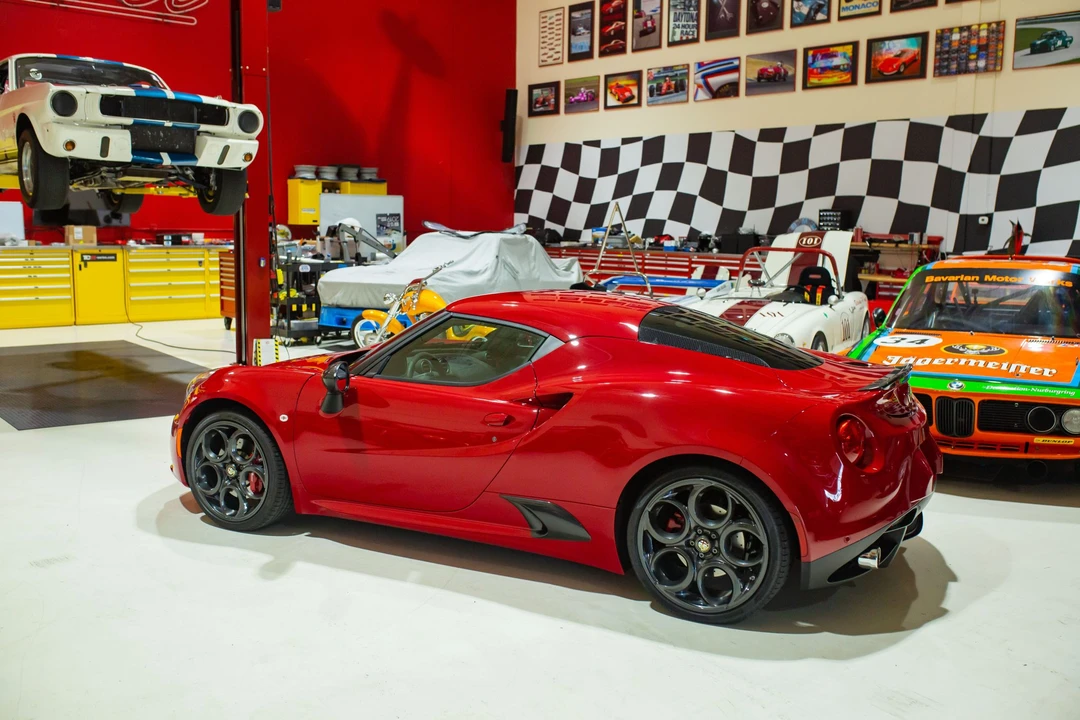 2015 Alfa Romeo 4C Coupe - Image 6 of 31