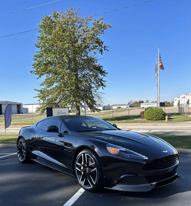 2015 Aston Martin Vanquish 2nd Gen - Image 14 of 31