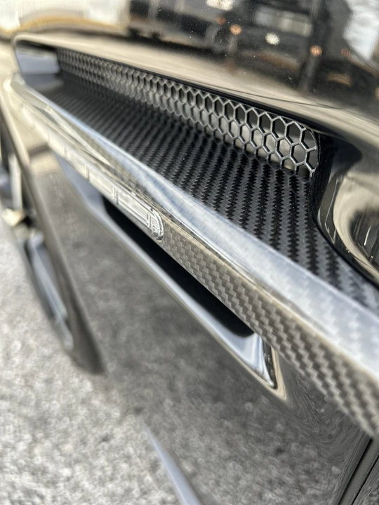 2015 Aston Martin Vanquish 2nd Gen - Image 24 of 31