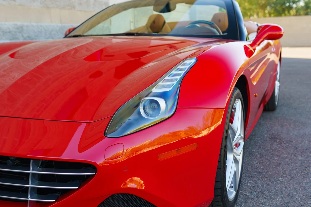 2015 Ferrari California T - Image 26 of 31