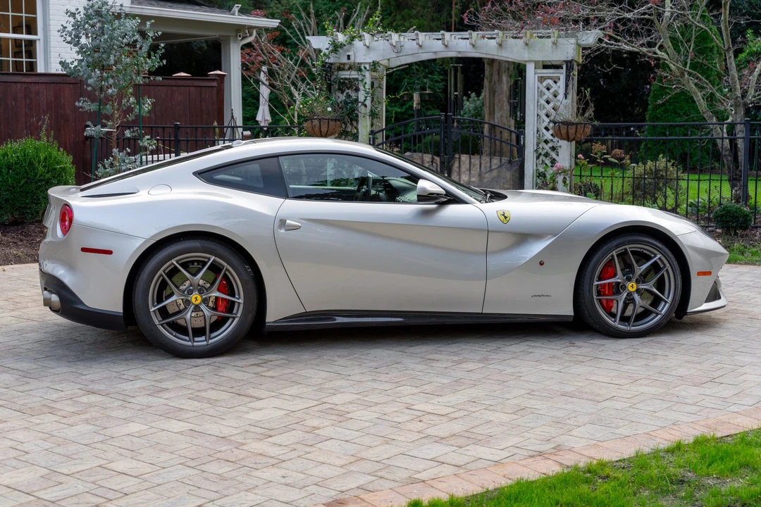 2015 Ferrari F12berlinetta - Image 5 of 31