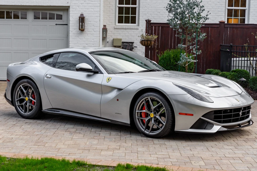 2015 Ferrari F12berlinetta - Image 4 of 31