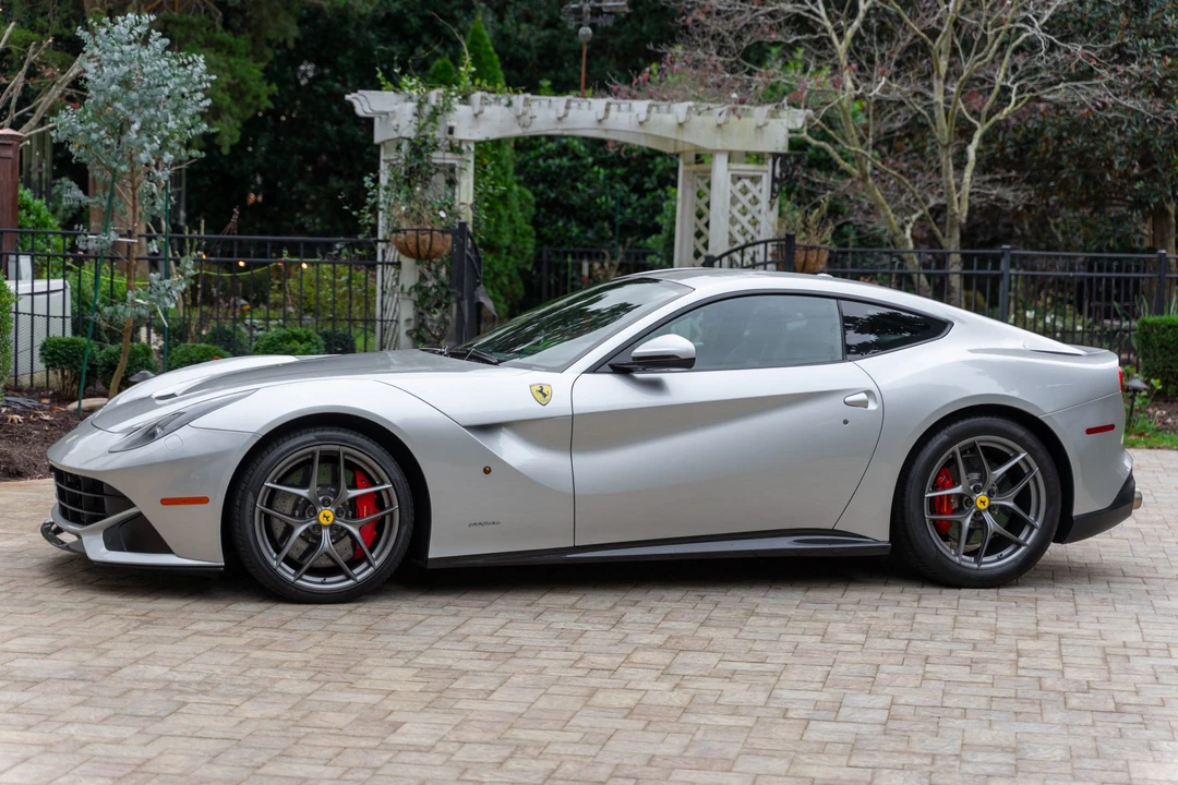 2015 Ferrari F12berlinetta - Image 8 of 31