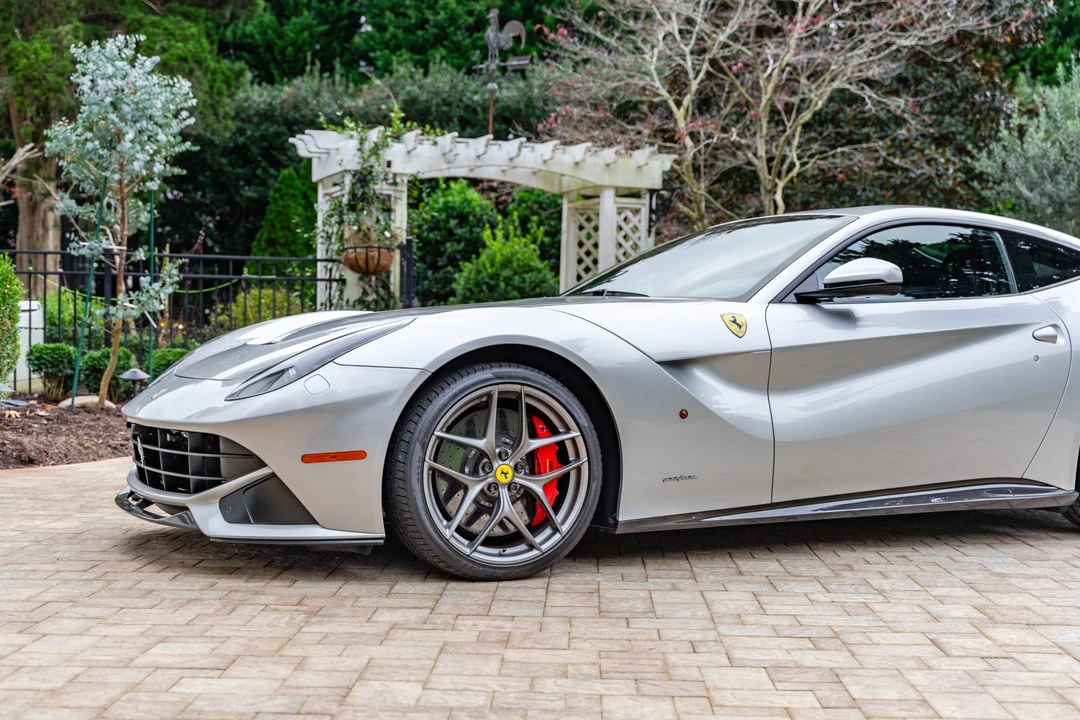 2015 Ferrari F12berlinetta - Image 15 of 31