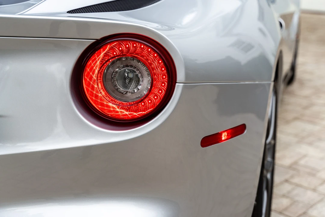 2015 Ferrari F12berlinetta - Image 21 of 31