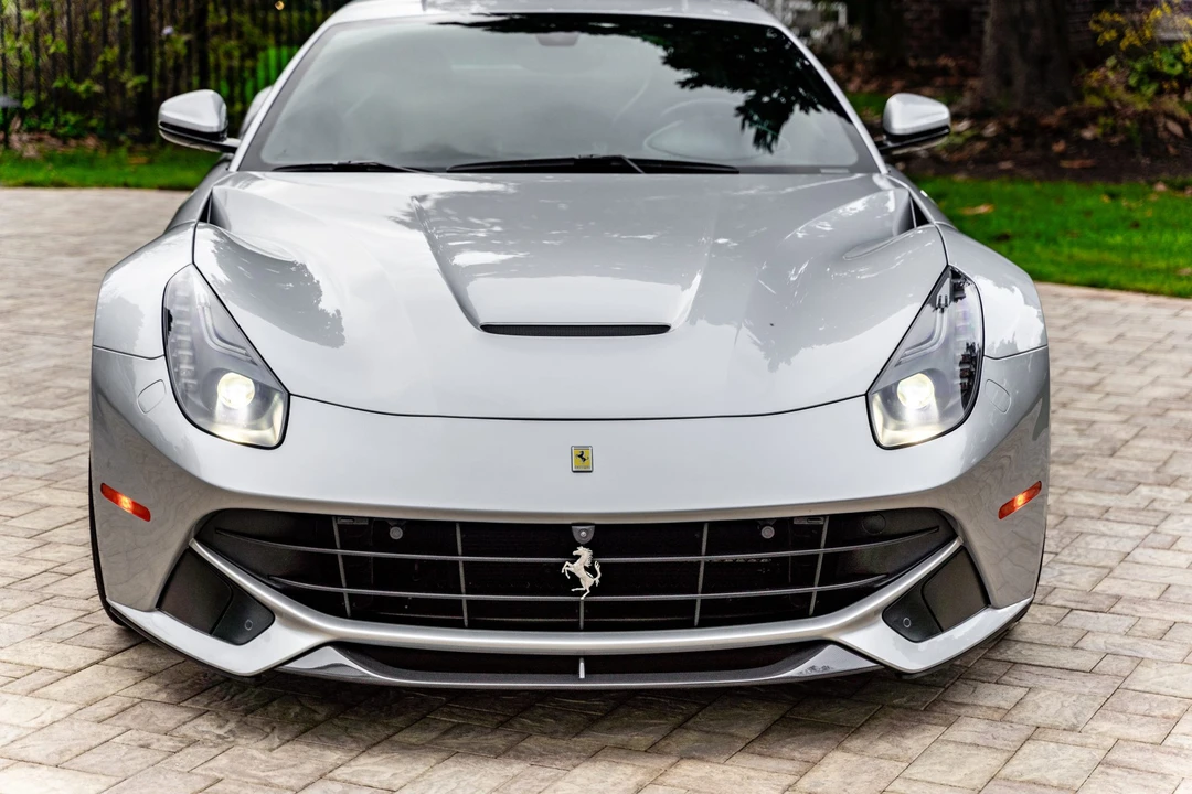 2015 Ferrari F12berlinetta - Image 11 of 31