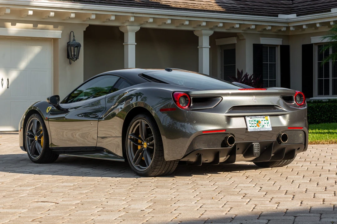 2016 Ferrari 488 GTB - Image 8 of 31