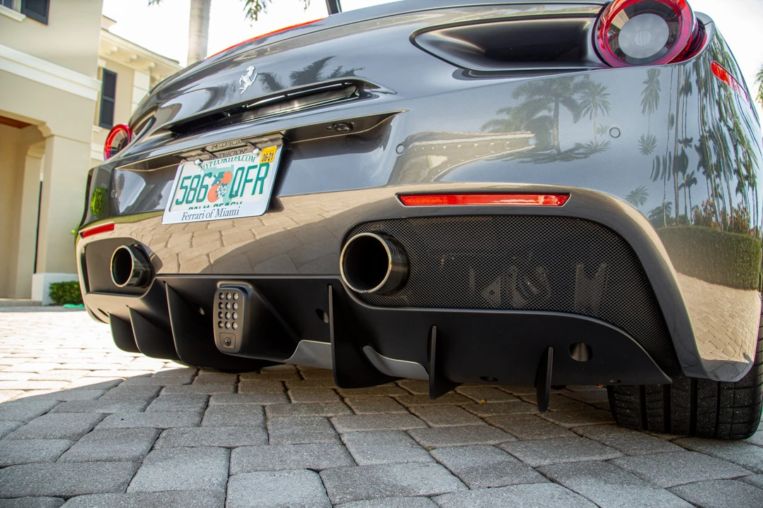 2016 Ferrari 488 GTB - Image 14 of 31