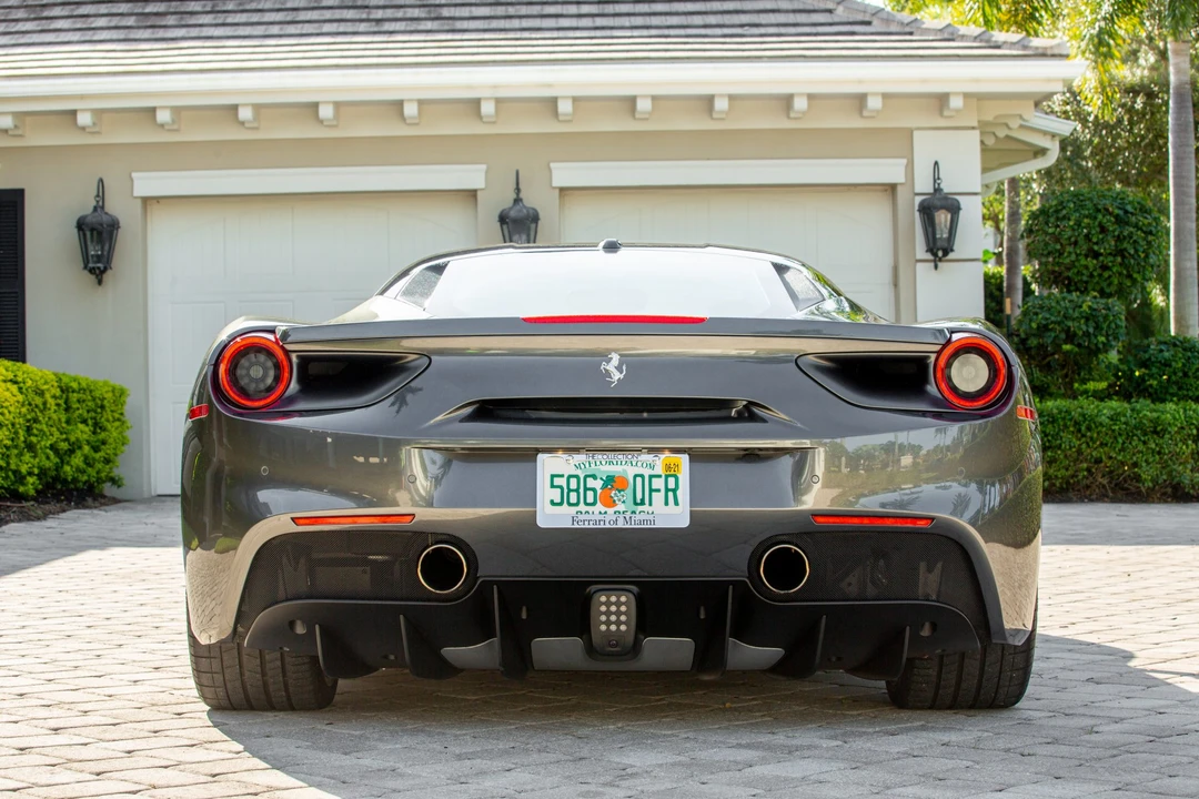 2016 Ferrari 488 GTB - Image 10 of 31