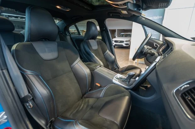 2016 Volvo S60 2nd Gen - Image 4 of 8