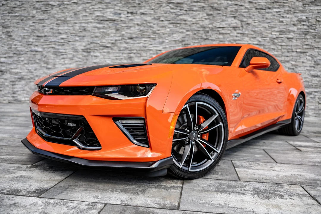 2018 Chevrolet Camaro SS 6th Gen - Image 2 of 31