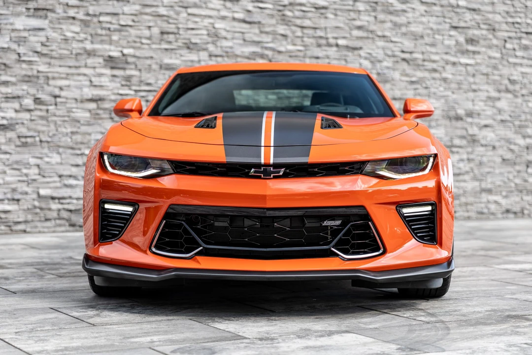 2018 Chevrolet Camaro SS 6th Gen - Image 11 of 31