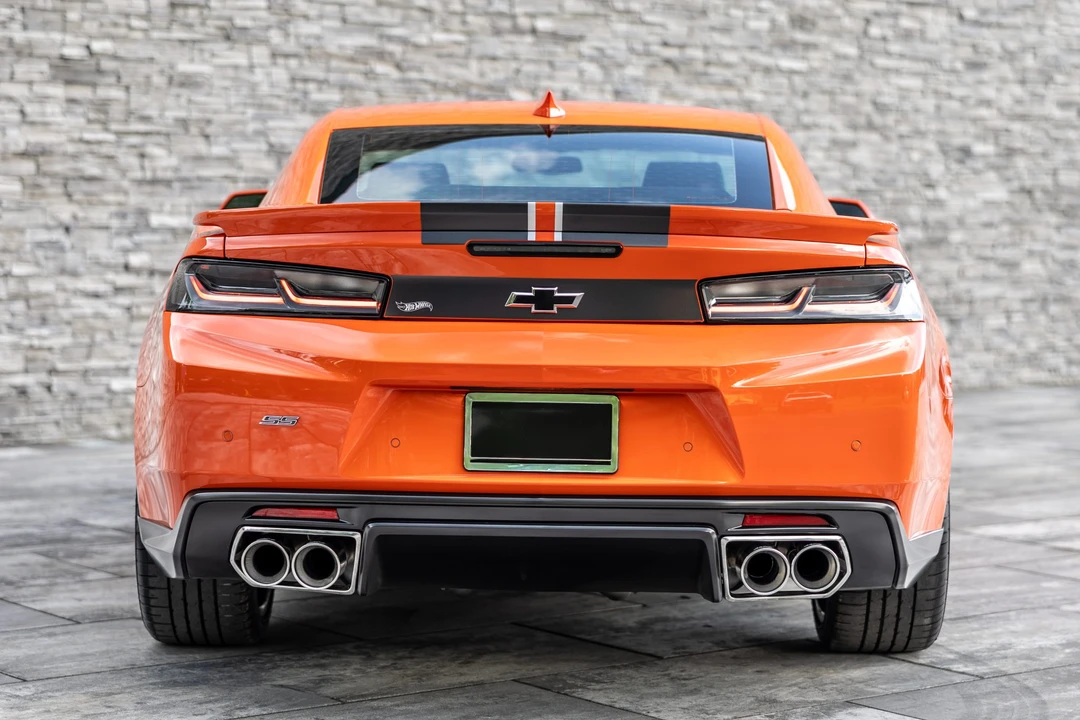 2018 Chevrolet Camaro SS 6th Gen - Image 18 of 31