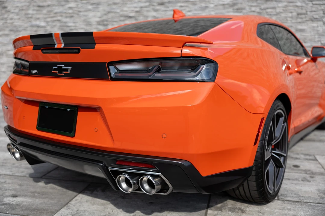 2018 Chevrolet Camaro SS 6th Gen - Image 30 of 31