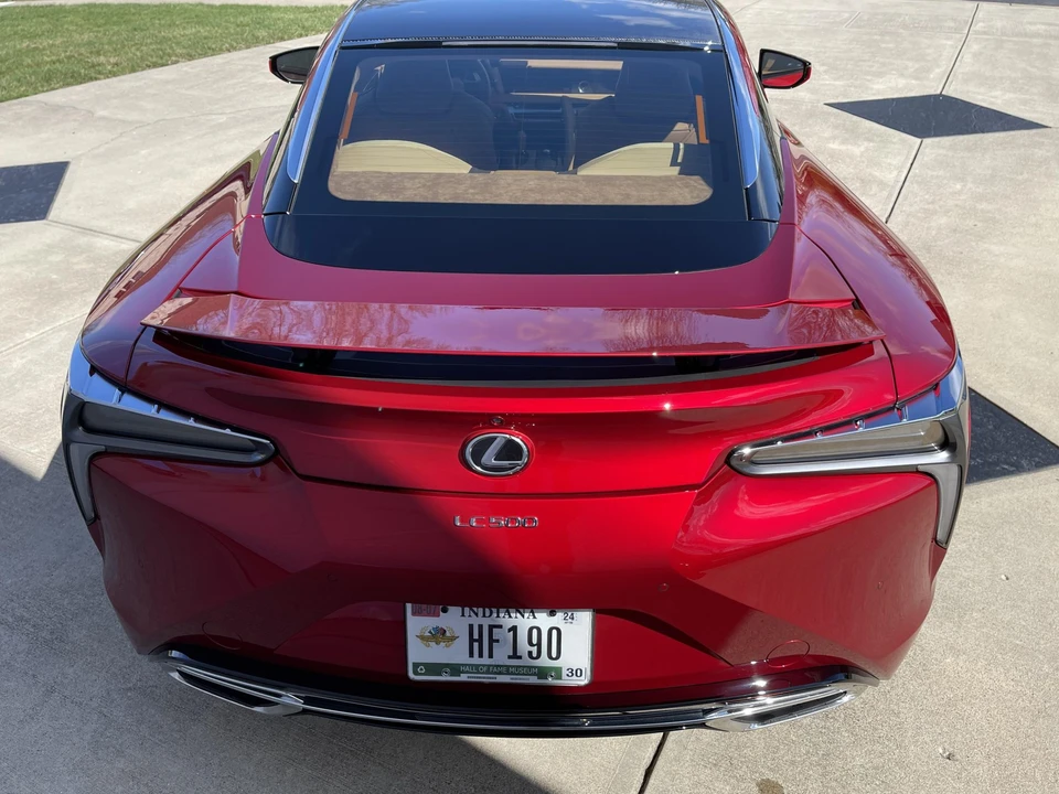 2018 Lexus LC - Image 16 of 31