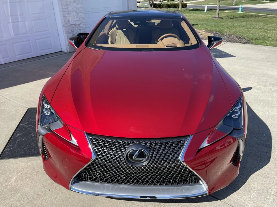 2018 Lexus LC - Image 24 of 31