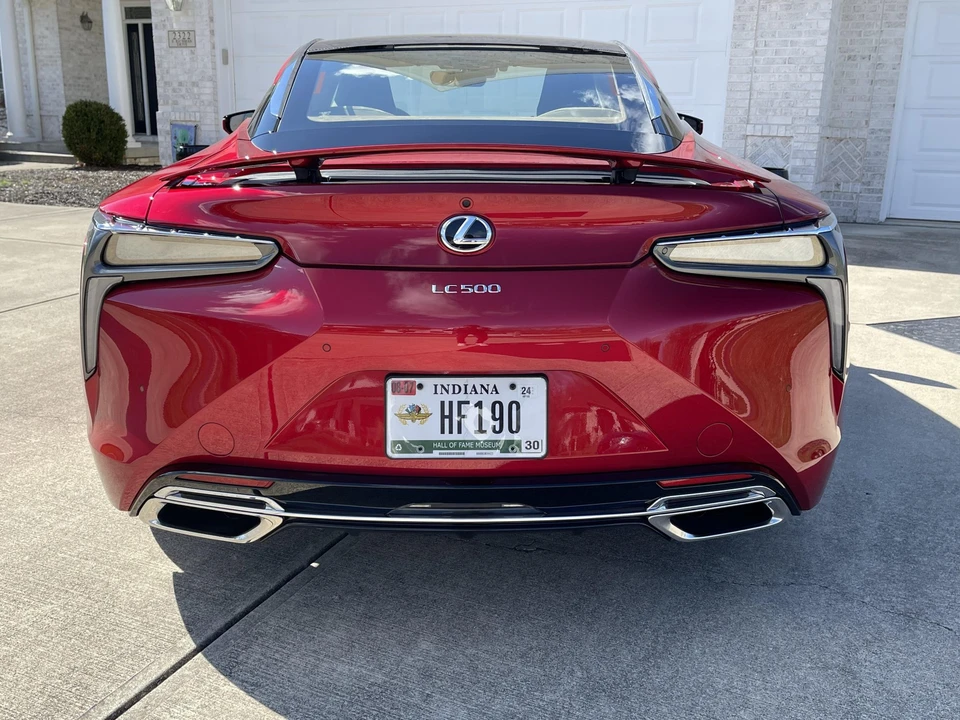 2018 Lexus LC - Image 15 of 31