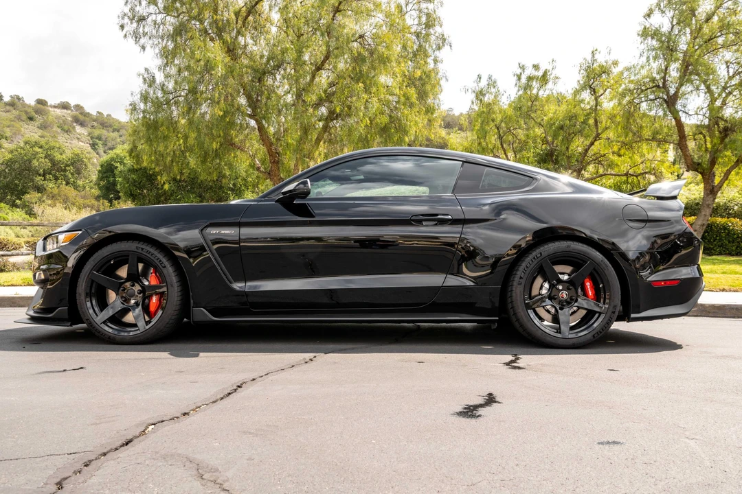 2019 Ford S550 Shelby Mustang GT350R - Image 3 of 31