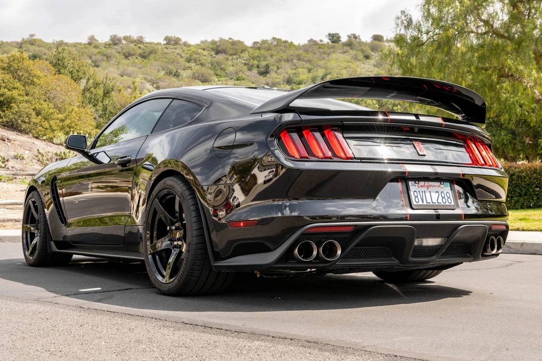 2019 Ford S550 Shelby Mustang GT350R - Image 4 of 31