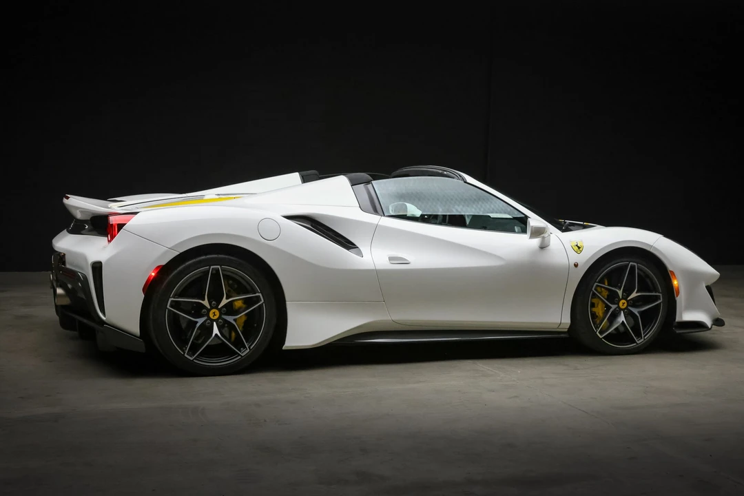 2020 Ferrari 488 Pista Spider - Image 31 of 31