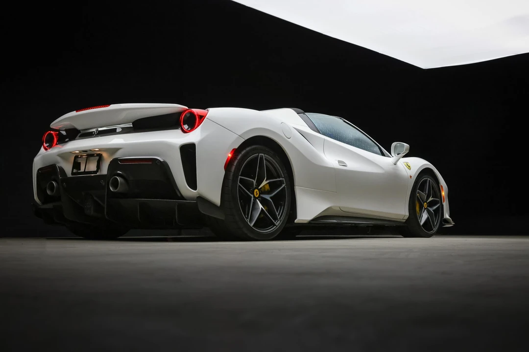 2020 Ferrari 488 Pista Spider - Image 27 of 31