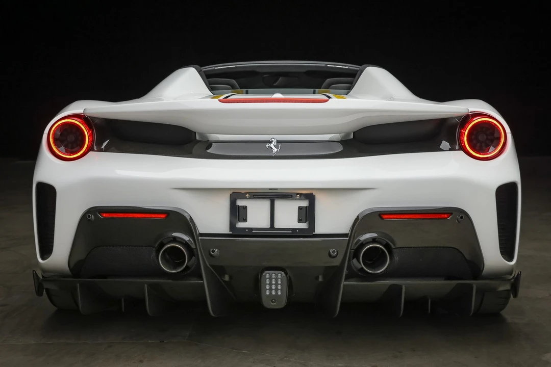 2020 Ferrari 488 Pista Spider - Image 24 of 31