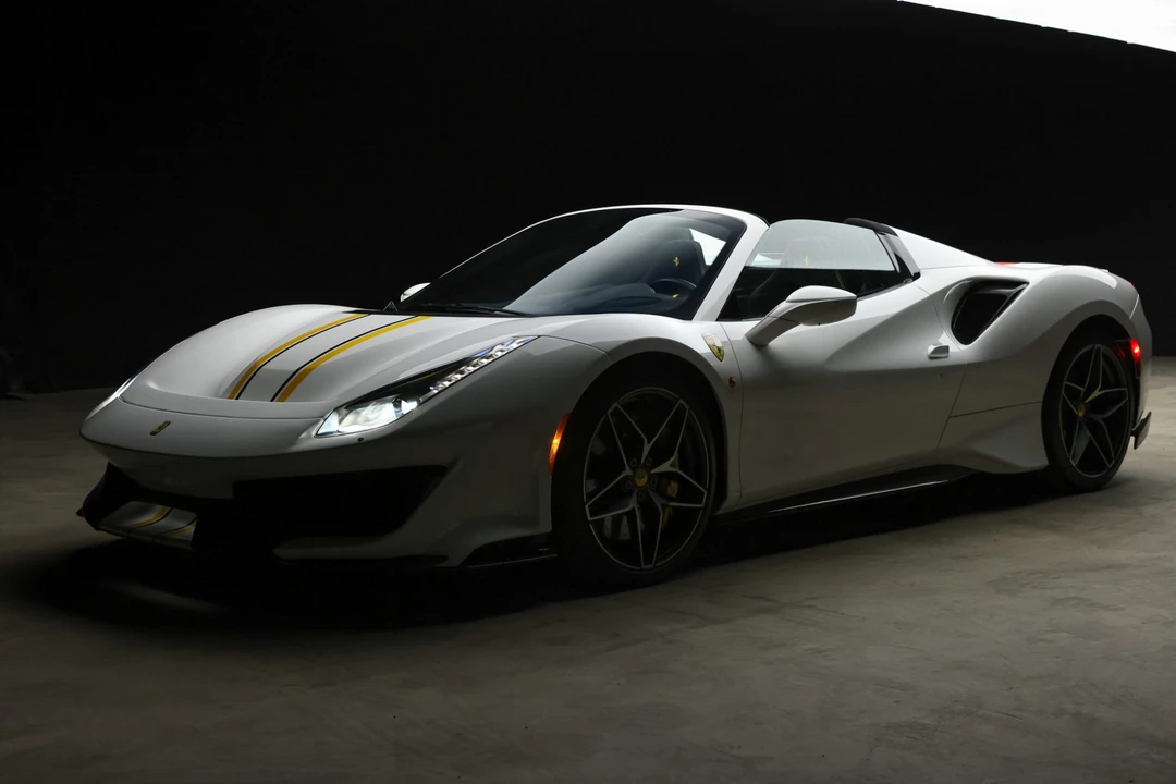 2020 Ferrari 488 Pista Spider - Image 11 of 31