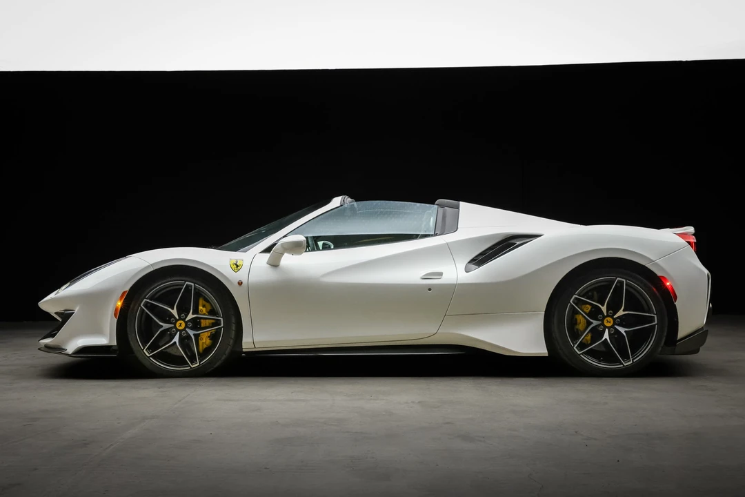 2020 Ferrari 488 Pista Spider - Image 15 of 31