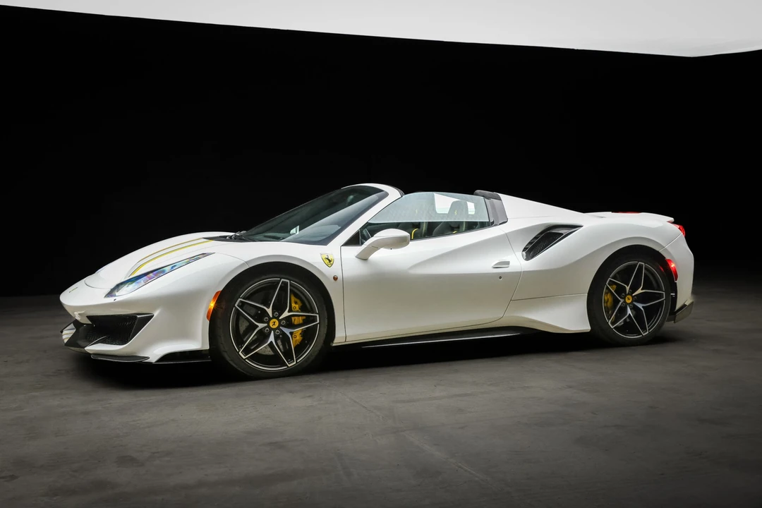 2020 Ferrari 488 Pista Spider - Image 12 of 31