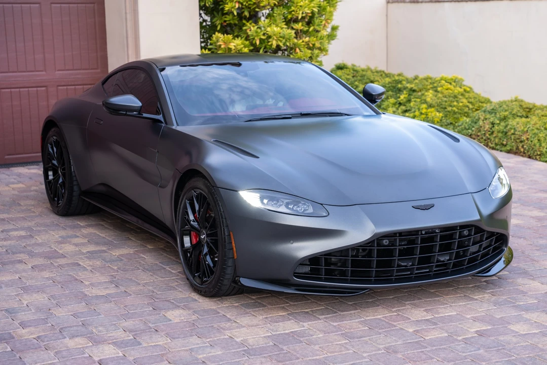 2021 Aston Martin V8 Vantage (2019+) - Image 4 of 31