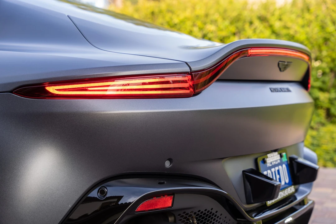 2021 Aston Martin V8 Vantage (2019+) - Image 10 of 31