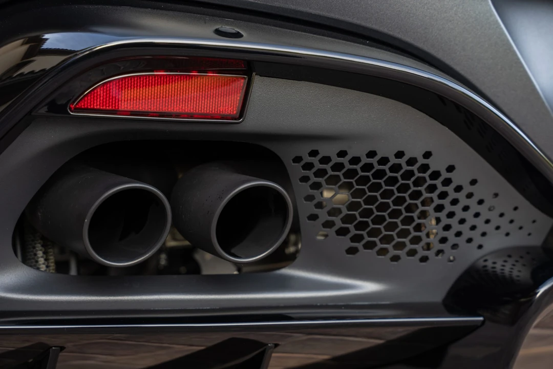 2021 Aston Martin V8 Vantage (2019+) - Image 18 of 31
