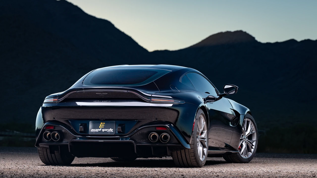 2021 Aston Martin V8 Vantage (2019+) - Image 20 of 31