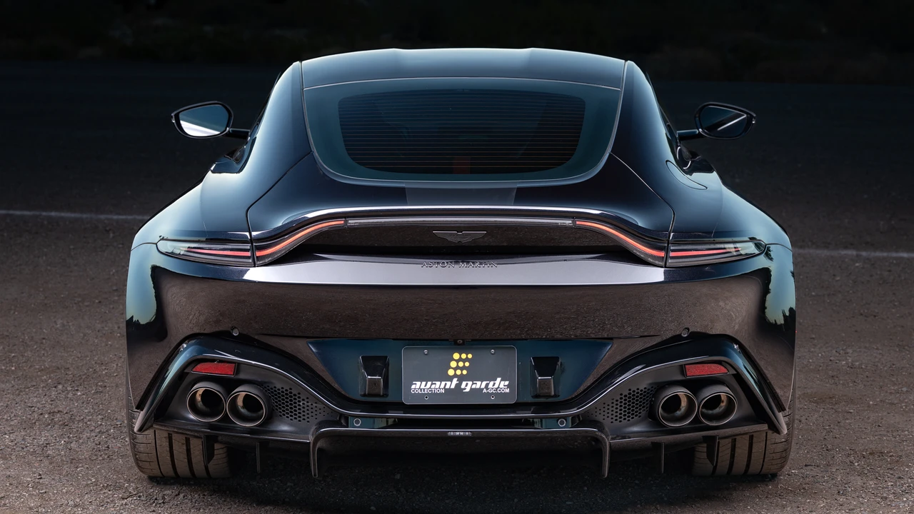 2021 Aston Martin V8 Vantage (2019+) - Image 24 of 31