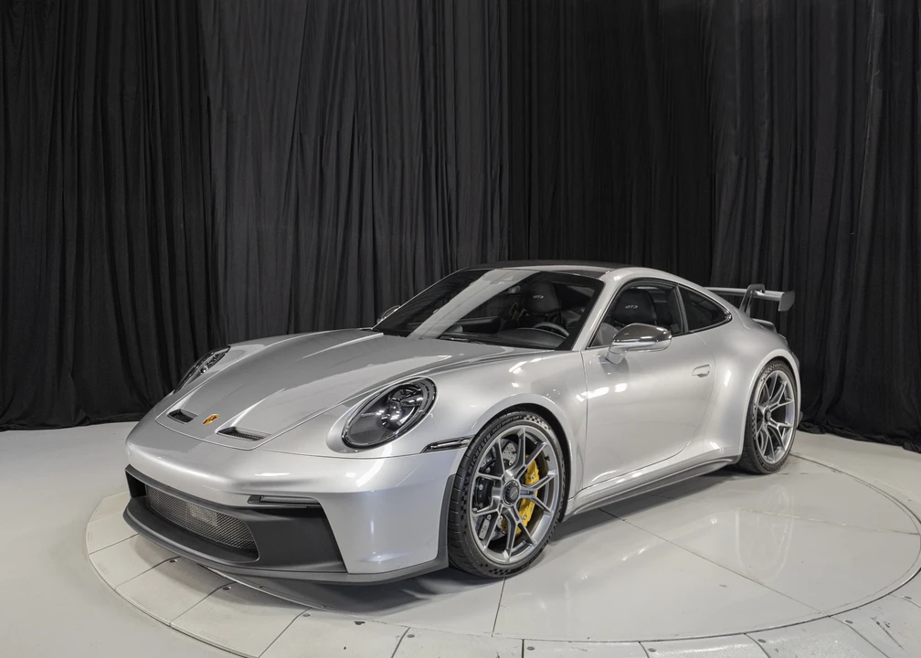 2022 Porsche 992 GT3 - Image 2 of 31