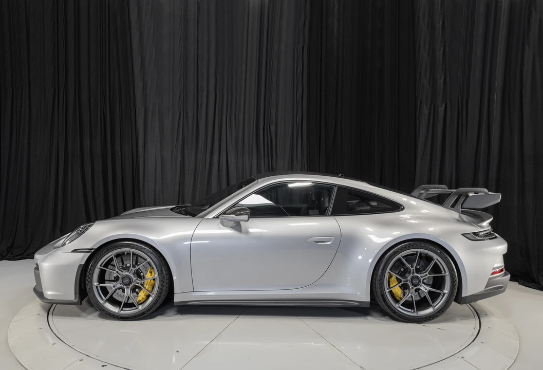 2022 Porsche 992 GT3 - Image 24 of 31