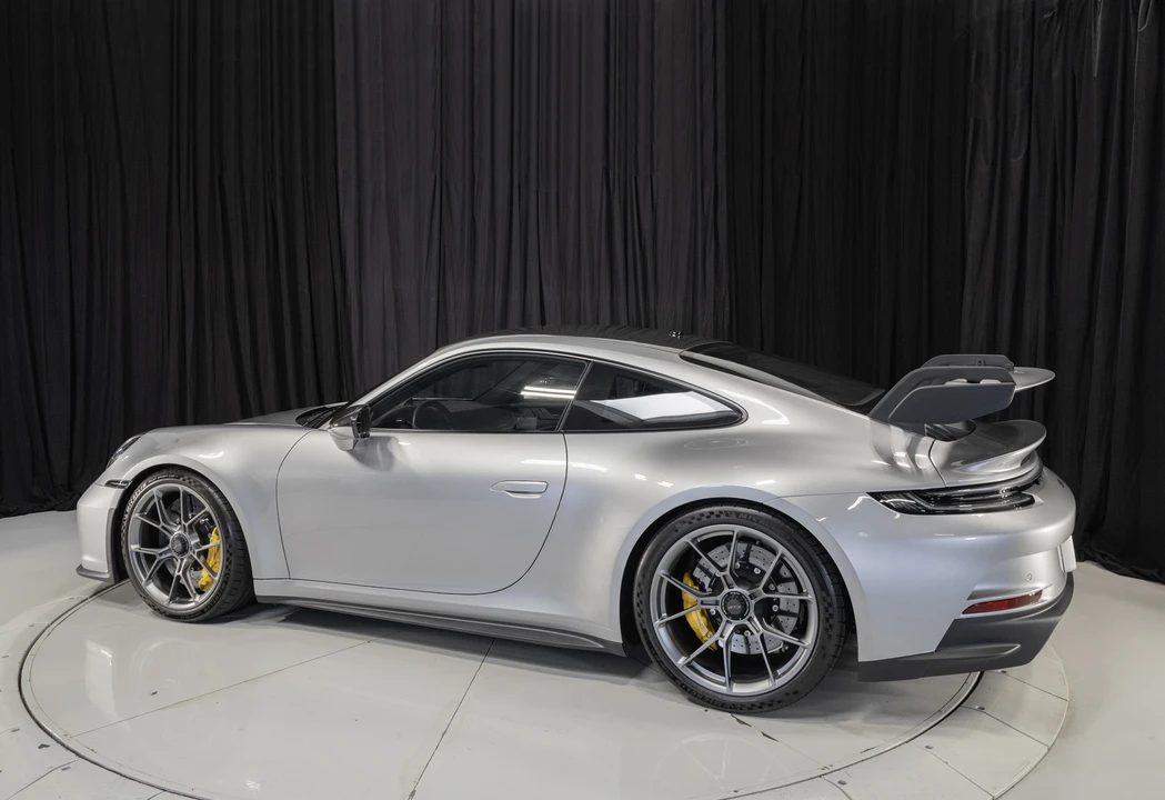 2022 Porsche 992 GT3 - Image 23 of 31