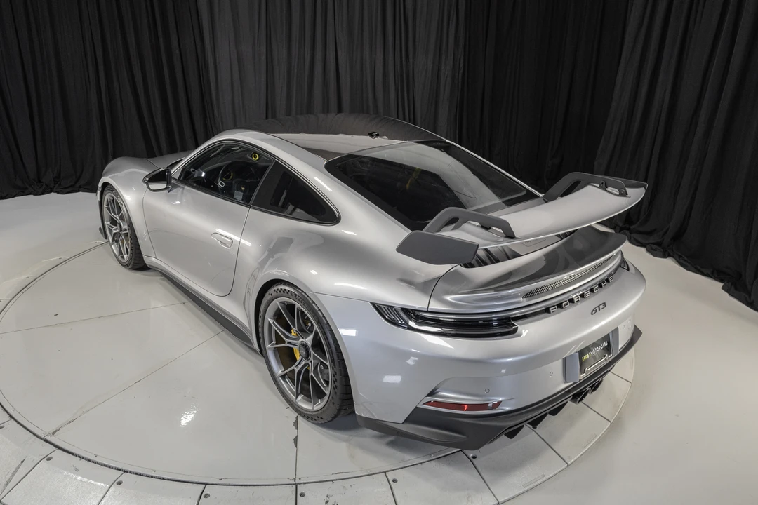 2022 Porsche 992 GT3 - Image 20 of 31