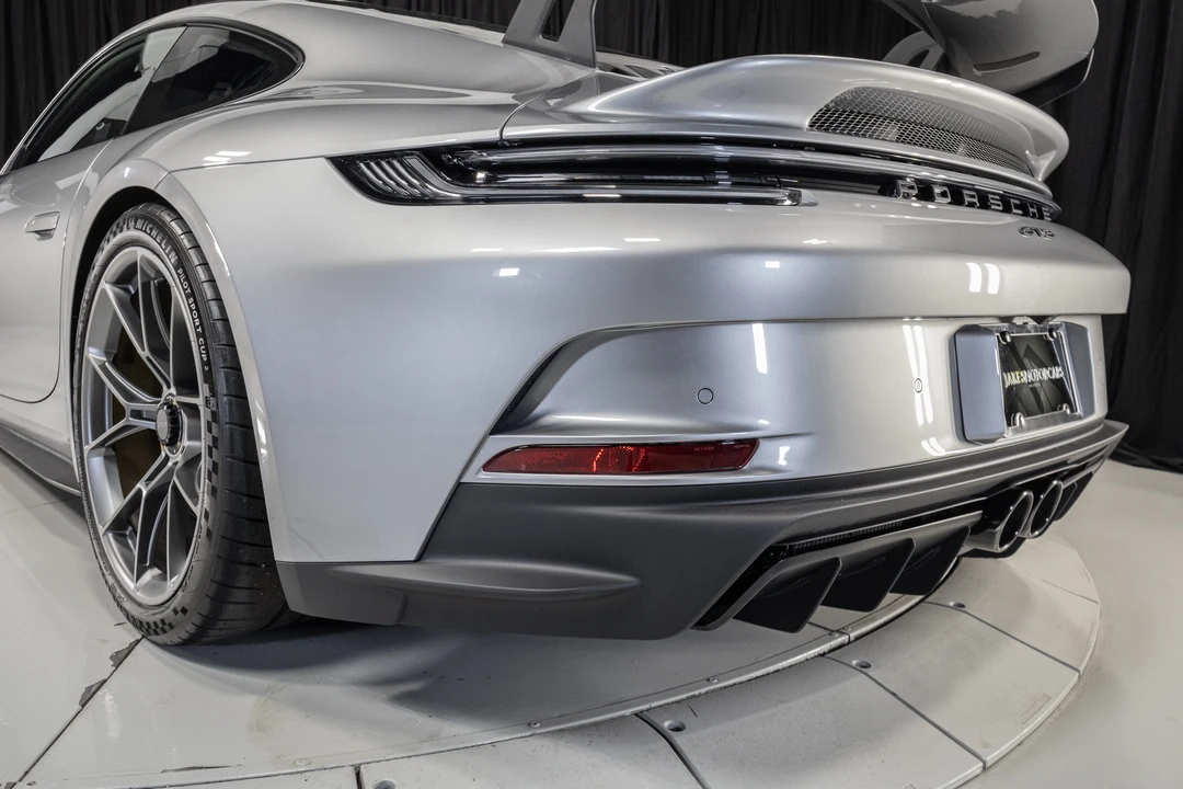 2022 Porsche 992 GT3 - Image 27 of 31