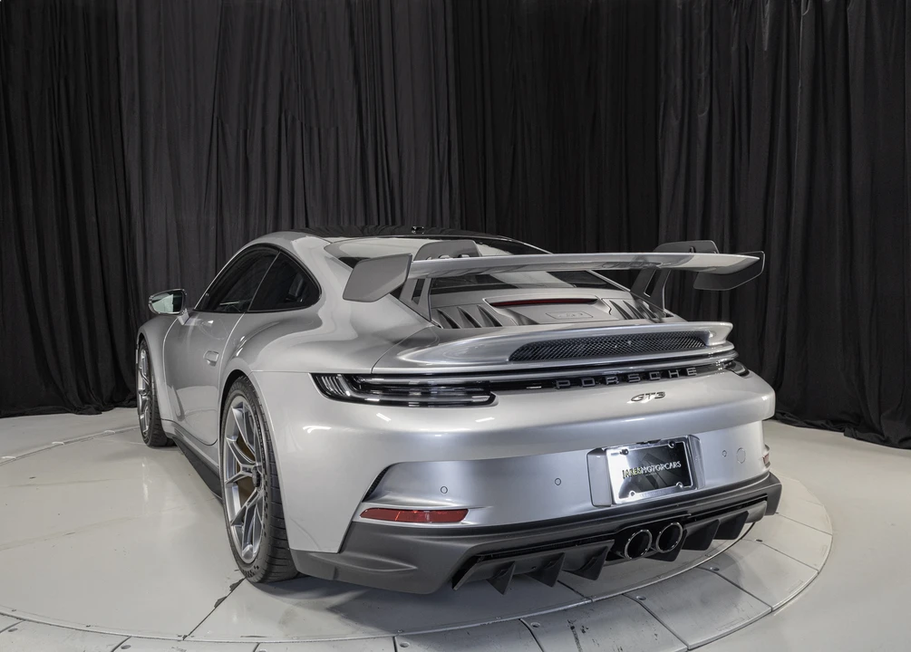 2022 Porsche 992 GT3 - Image 19 of 31