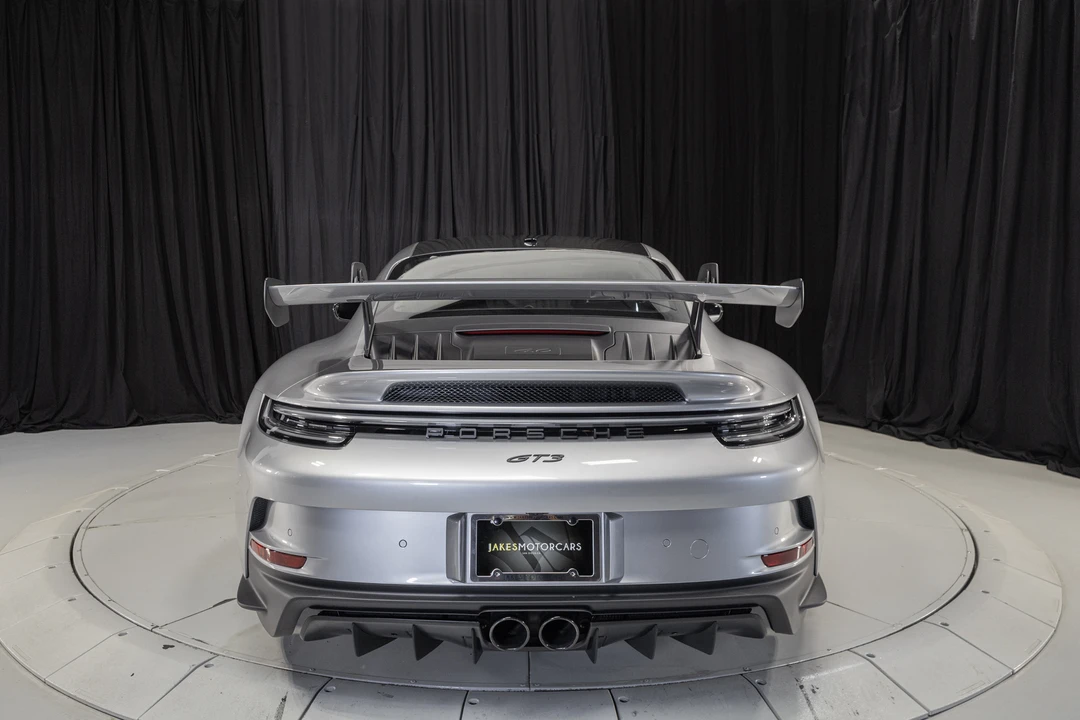 2022 Porsche 992 GT3 - Image 18 of 31
