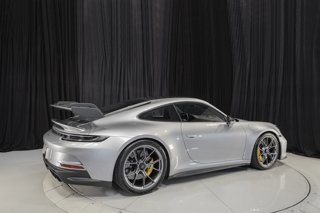 2022 Porsche 992 GT3 - Image 13 of 31