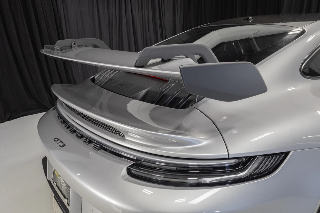 2022 Porsche 992 GT3 - Image 29 of 31