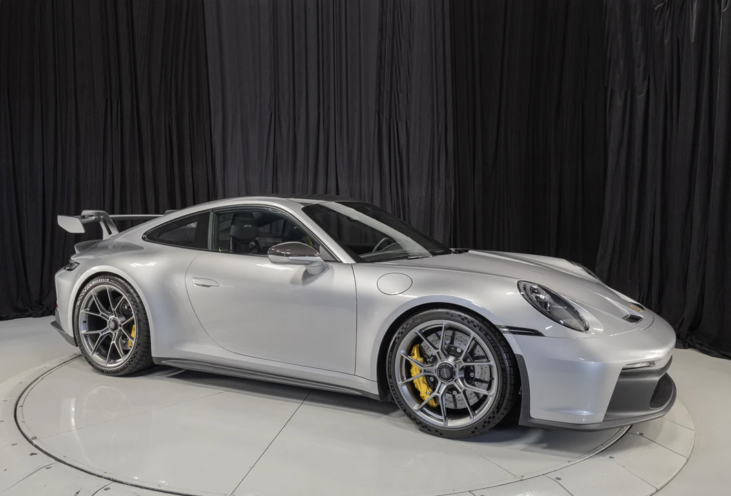 2022 Porsche 992 GT3 - Image 11 of 31