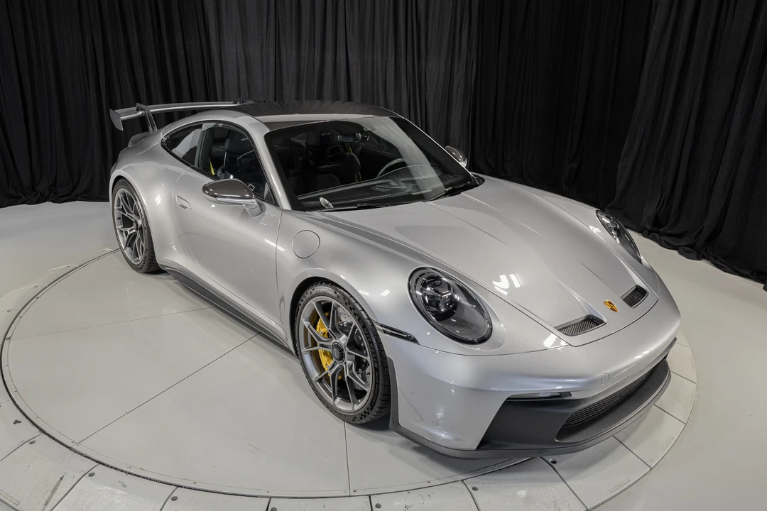 2022 Porsche 992 GT3 - Image 9 of 31