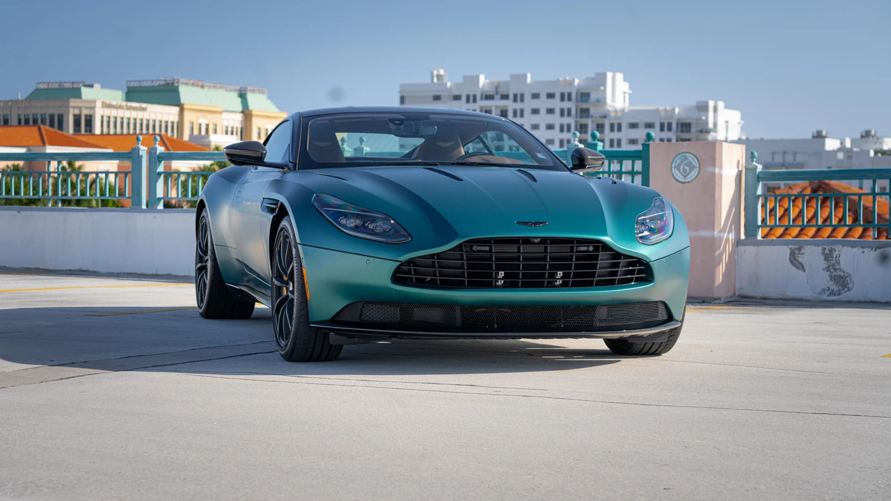 2023 Aston Martin DB11 V12 - Image 23 of 31