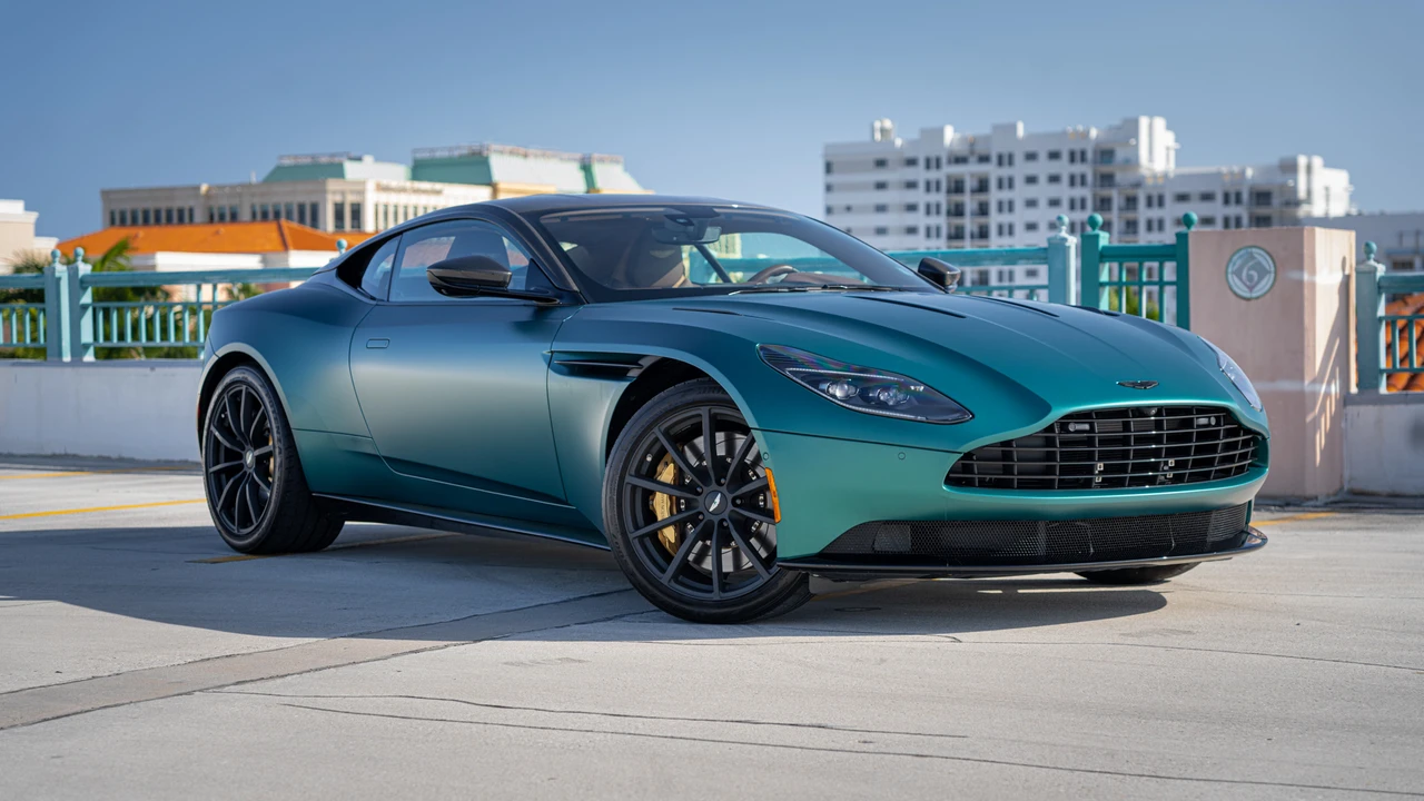 2023 Aston Martin DB11 V12 - Image 28 of 31