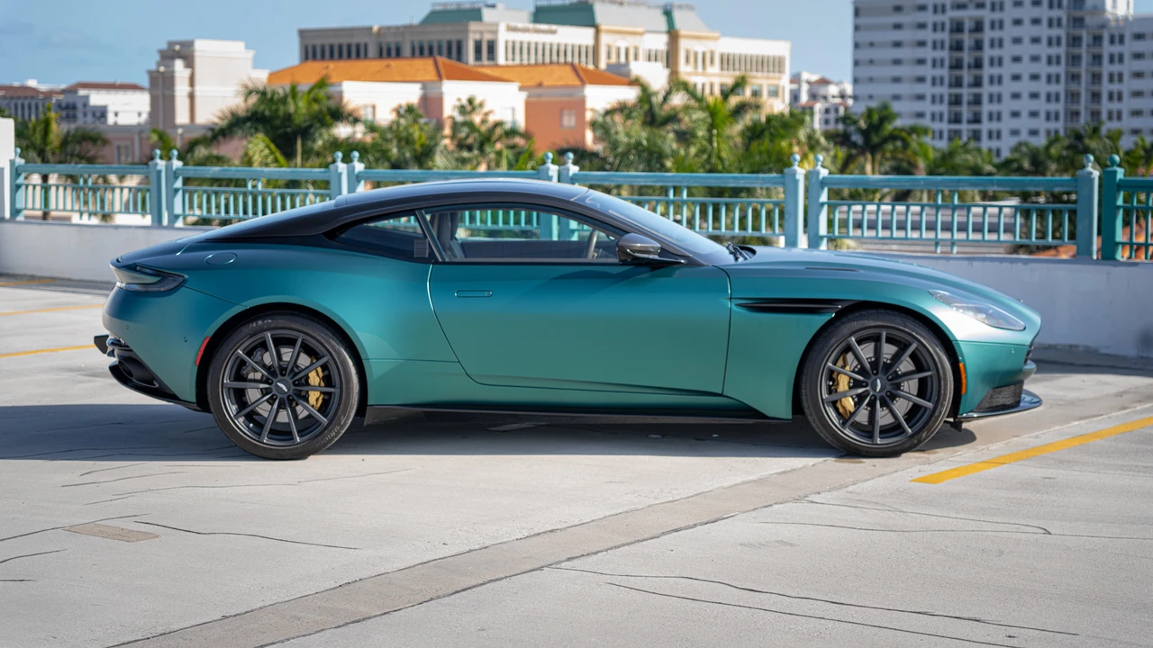 2023 Aston Martin DB11 V12 - Image 30 of 31