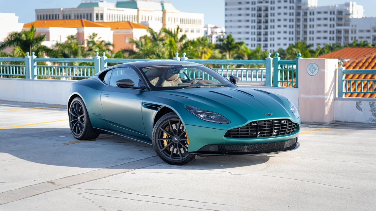 2023 Aston Martin DB11 V12 - Image 24 of 31