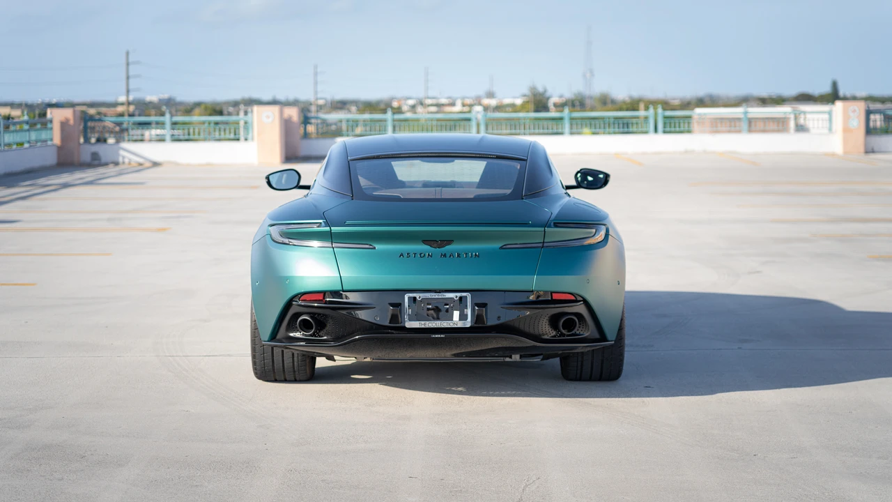 2023 Aston Martin DB11 V12 - Image 14 of 31